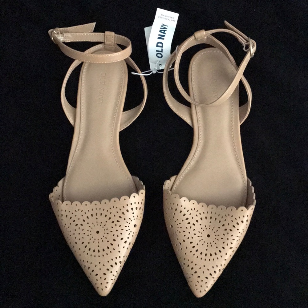 Pointed toe sandal flats